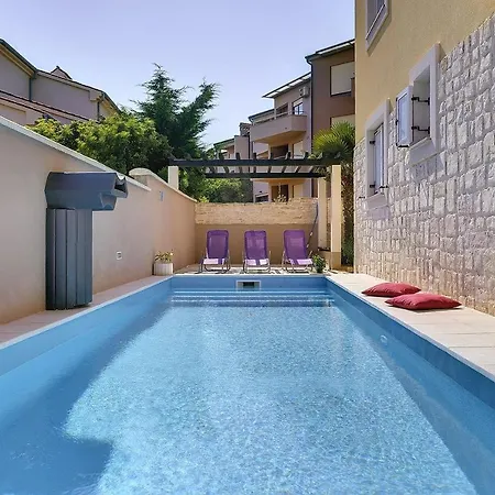 Ferienwohnung Pelikan Apartman