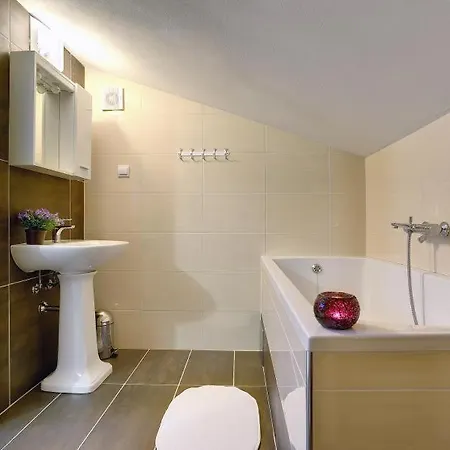 Ferienwohnung Pelikan * Ližnjan